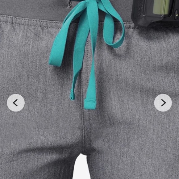 Livingston Basic Scrub Pants XXS Petite - Picture 3 of 6